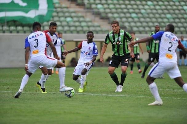 Equipes se enfrentaram na tarde deste sábado, pela 33ª rodada da Série A