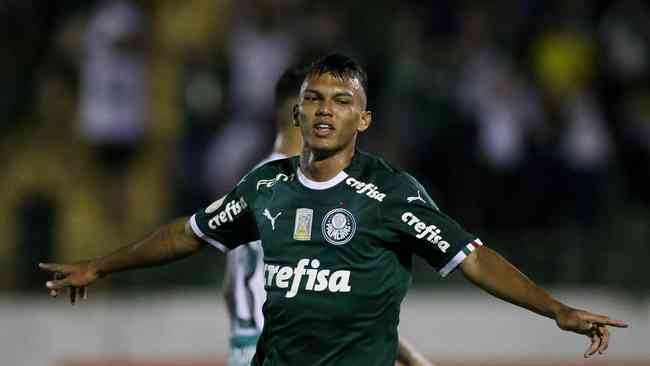 Gabriel Vern tem dois gols em dois jogos pelo profissional do Palmeiras