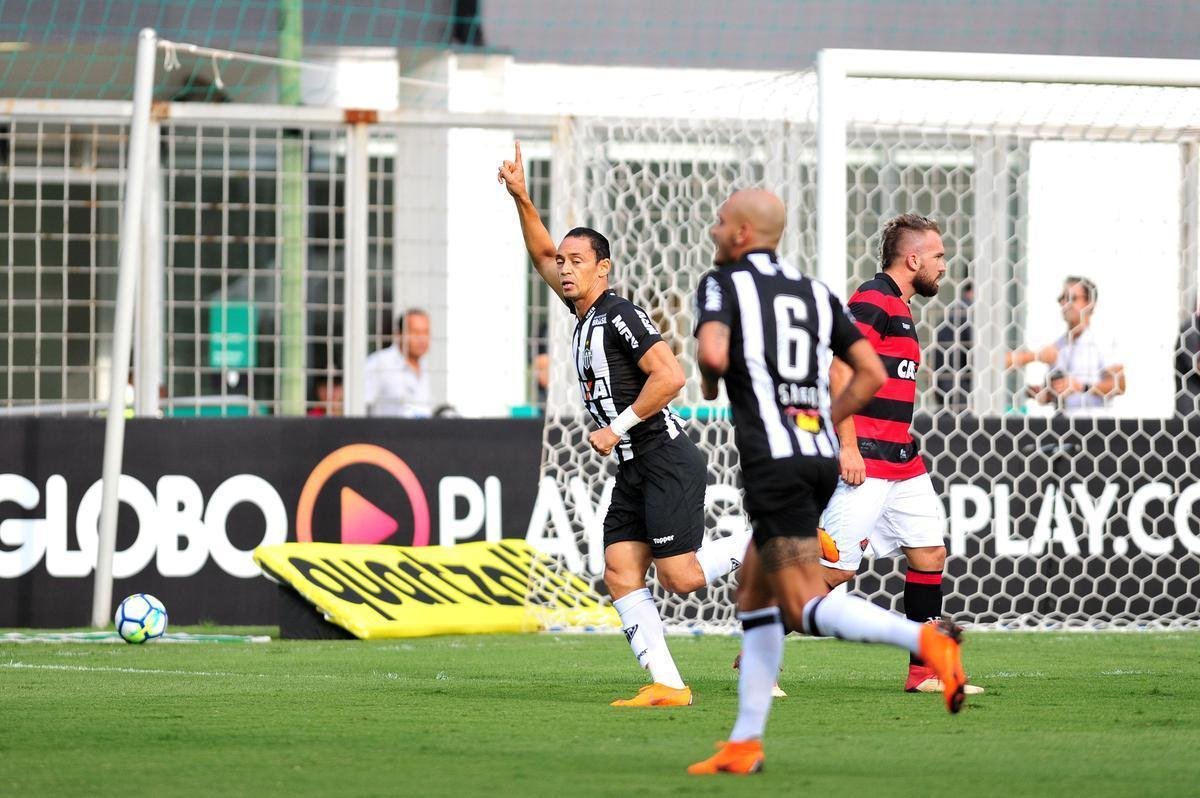 Veja imagens do jogo entre Atltico e Vitria