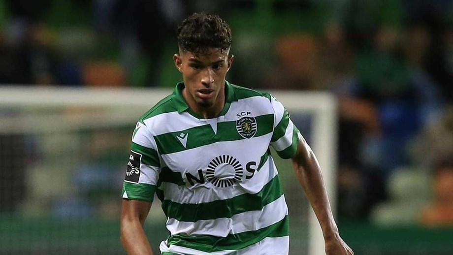 Meia Rodrigo Fernandes, do Sporting, tambm teve COVID-19