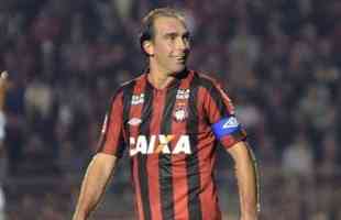 4 - Paulo Baier - 106 gols 