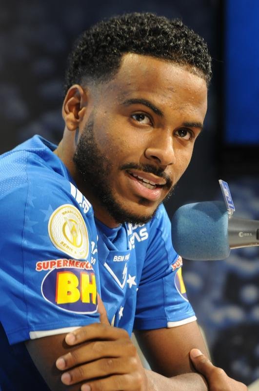 Fotos da apresentao do atacante Ezequiel no Cruzeiro