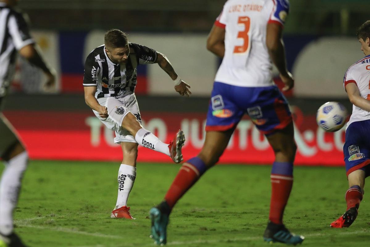 Bahia e Atltico se enfrentaram nesta quarta-feira (4), em Feira de Santana, em jogo de volta das oitavas de final da Copa do Brasil