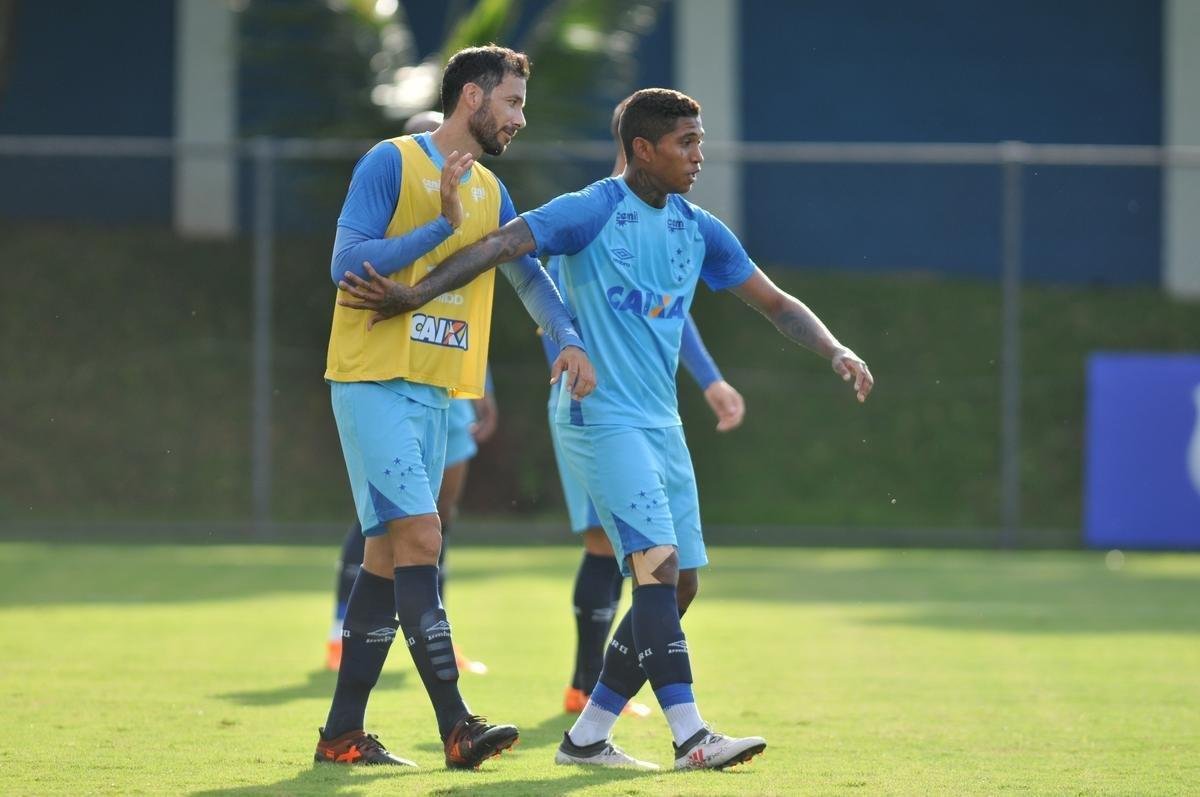 Fotos do ltimo treino do Cruzeiro antes do jogo diante do Tupi, pela semifinal do Campeonato Mineiro