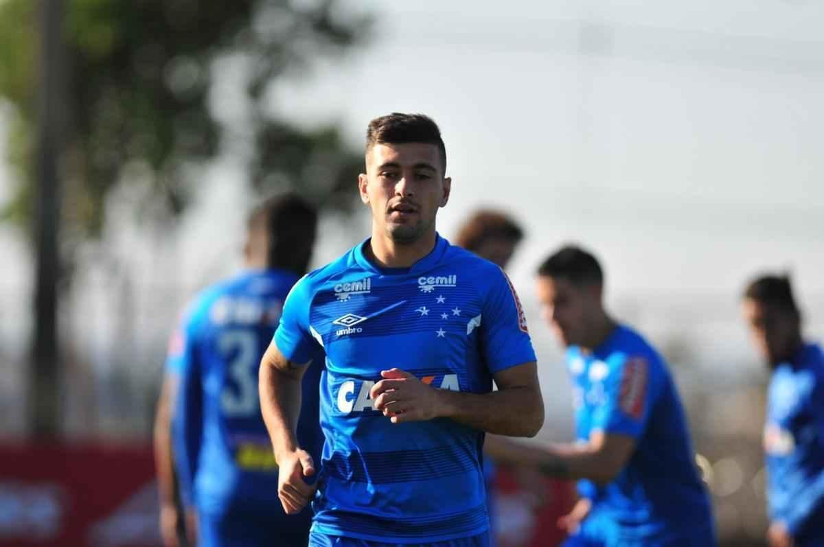 Fotos do treino do Cruzeiro desta sexta-feira, na Toca da Raposa II (Alexandre Guzanshe/EM D.A Press)