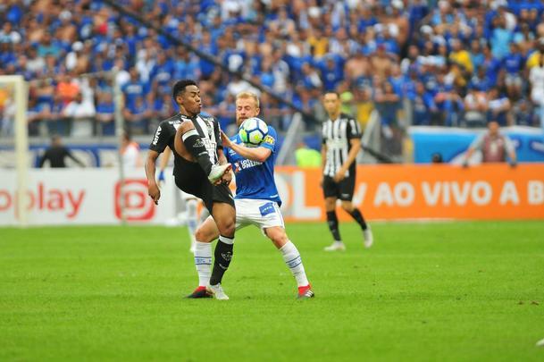 Equipes se enfrentaram no Mineiro, na tarde deste domingo, pela 25 rodada da Srie A