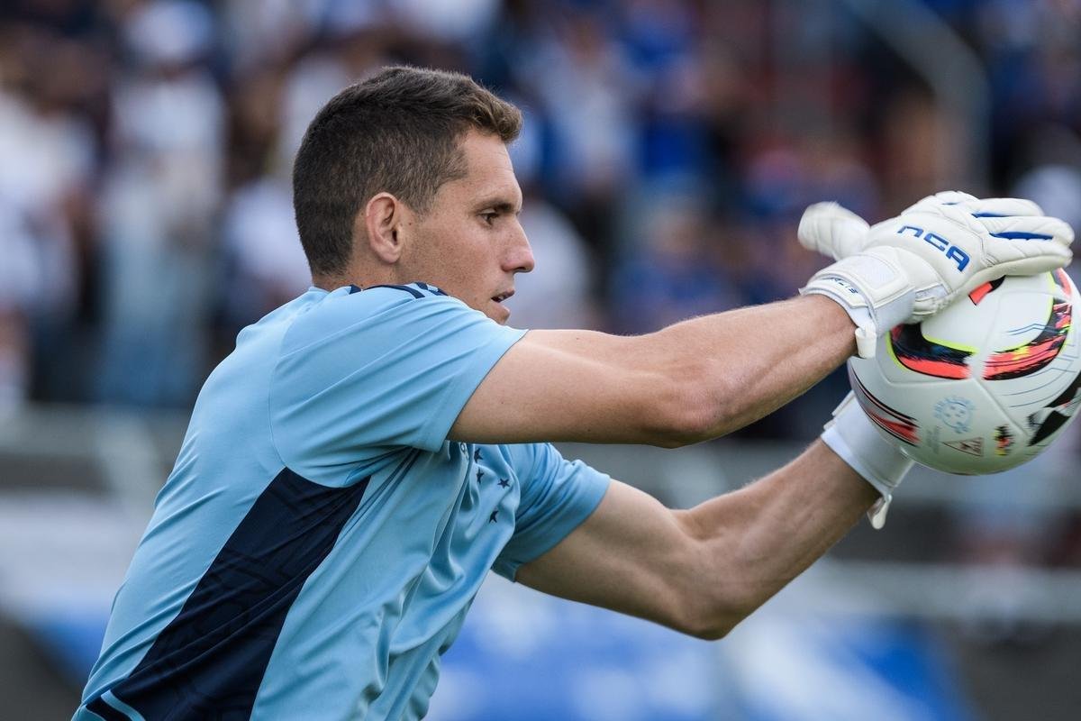 Cruzeiro venceu o Patrocinense neste sbado (21/1), na estreia do Mineiro