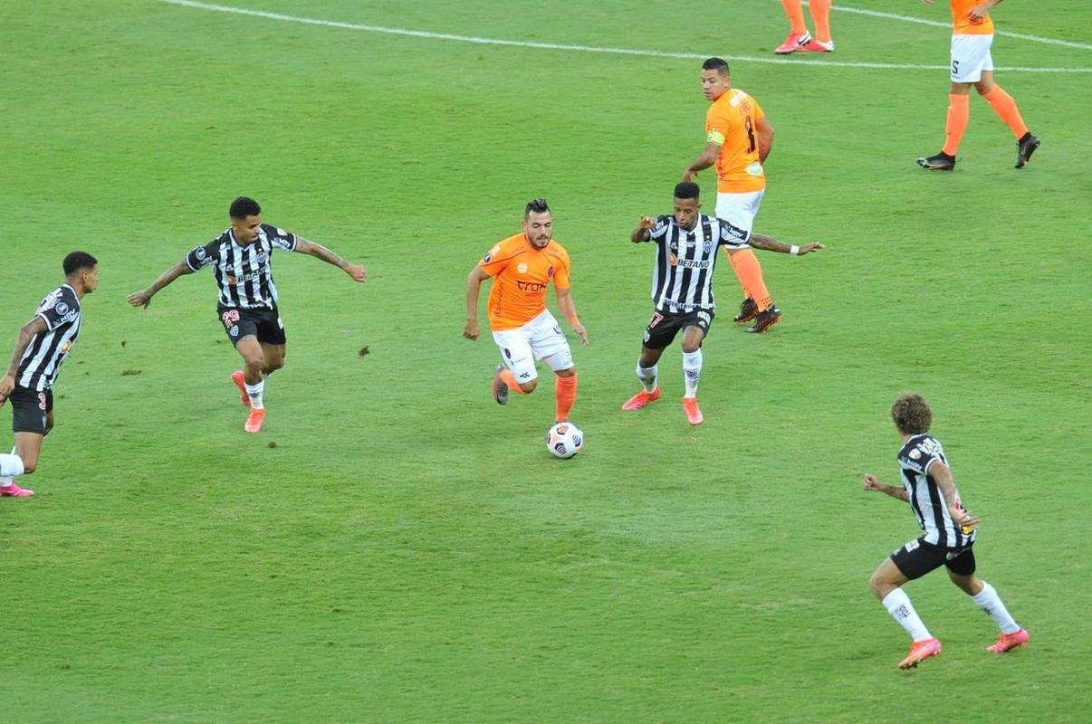 Fotos do jogo entre Atltico e La Guaira, da Venezuela, no Mineiro, em Belo Horizonte, pela ltima rodada do Grupo H da Copa Libertadores