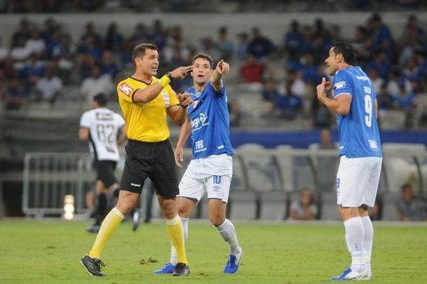 Equipes se enfrentam pela 2 rodada do Campeonato Brasileiro