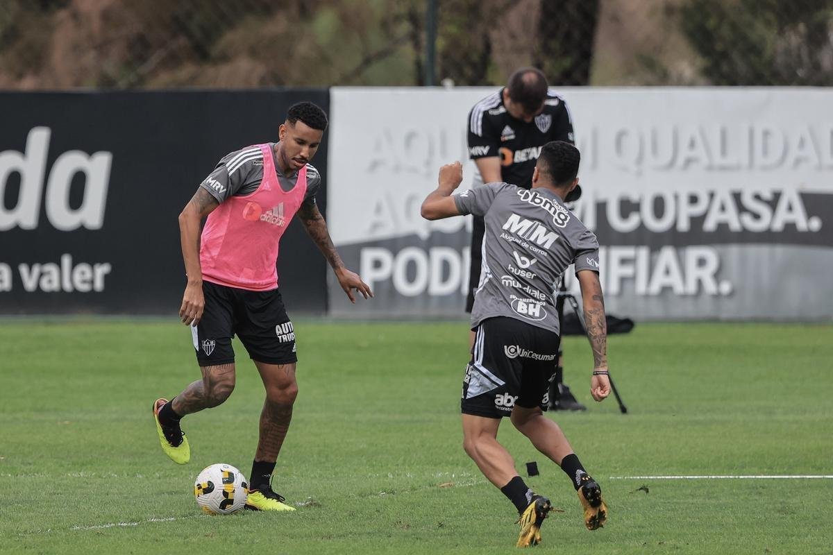 Fotos do treino do Atltico na Cidade do Galo