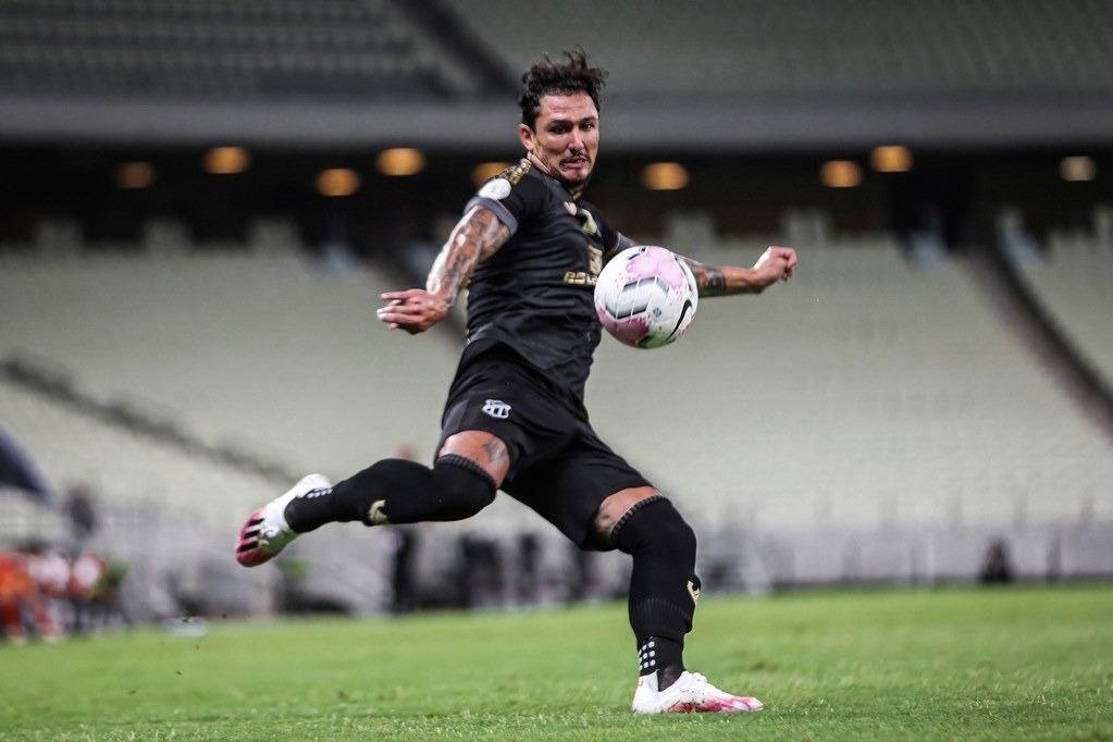 O Cear se classificou contra o Santos ao ganhar por 1 a 0, no Castelo, em Fortaleza, pelo jogo de volta das oitavas de final. Na ida, houve empate por 0 a 0, na Vila Belmiro, em Santos (SP). Nas etapas anteriores, o Vov passou por Bragantino-PA (primeira fase), Oeste (segunda fase), Vitria (terceira fase) e Brusque (quarta fase).