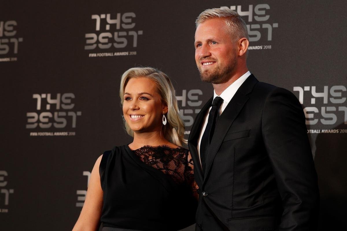 O goleiro dinamarqus do Leicester City Kasper Schmeichel e sua esposa Stine Gyldenbrand 