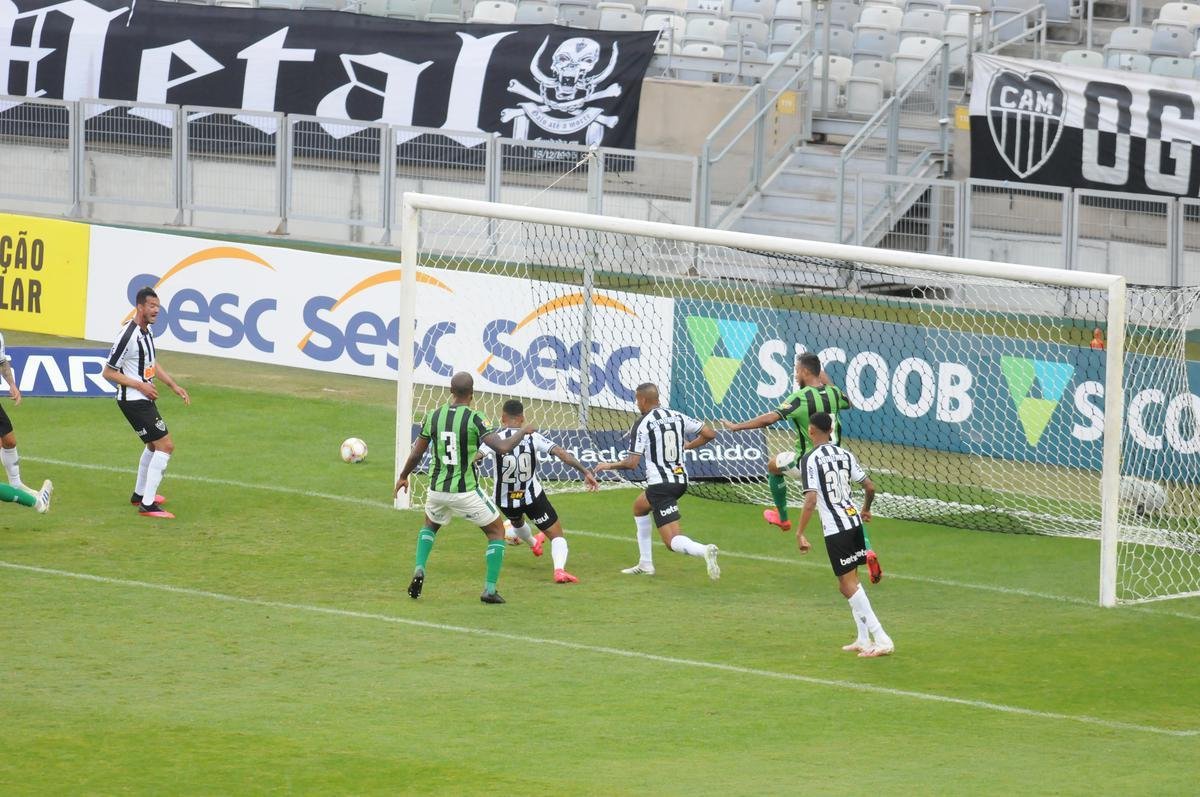 Fotos do clssico entre Atltico e Amrica neste domingo, no Mineiro, pela semifinal do Campeonato Mineiro