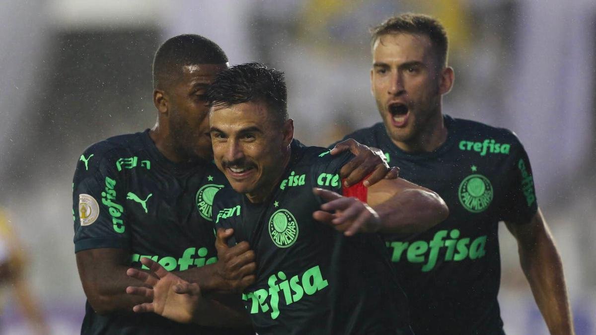 #20 - Willian (Palmeiras) - 15 gols em 48 jogos - mdia de 0,31 por jogo