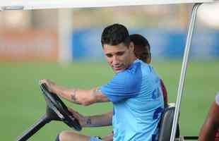 Fotos da reapresentao do Cruzeiro nesta segunda-feira, na Toca da Raposa II. Time se prepara para enfrentar o Boca Juniors, quinta-feira  noite, s 21h45, no Mineiro. Jogo valer pelas quartas de final da Copa Libertadores (Leandro Couri/EM D.A Press)