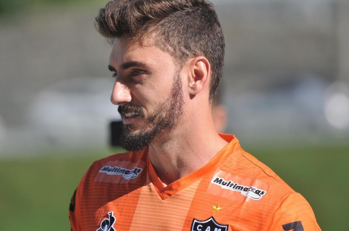 Goleiro Rafael, ex-Cruzeiro, foi apresentado como reforo do Atltico na Cidade do Galo. 