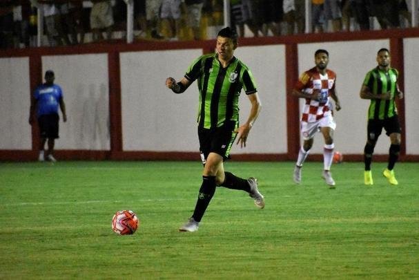 América virou diante do Tombense no fim e conquistou primeira vitória como visitante no Mineiro