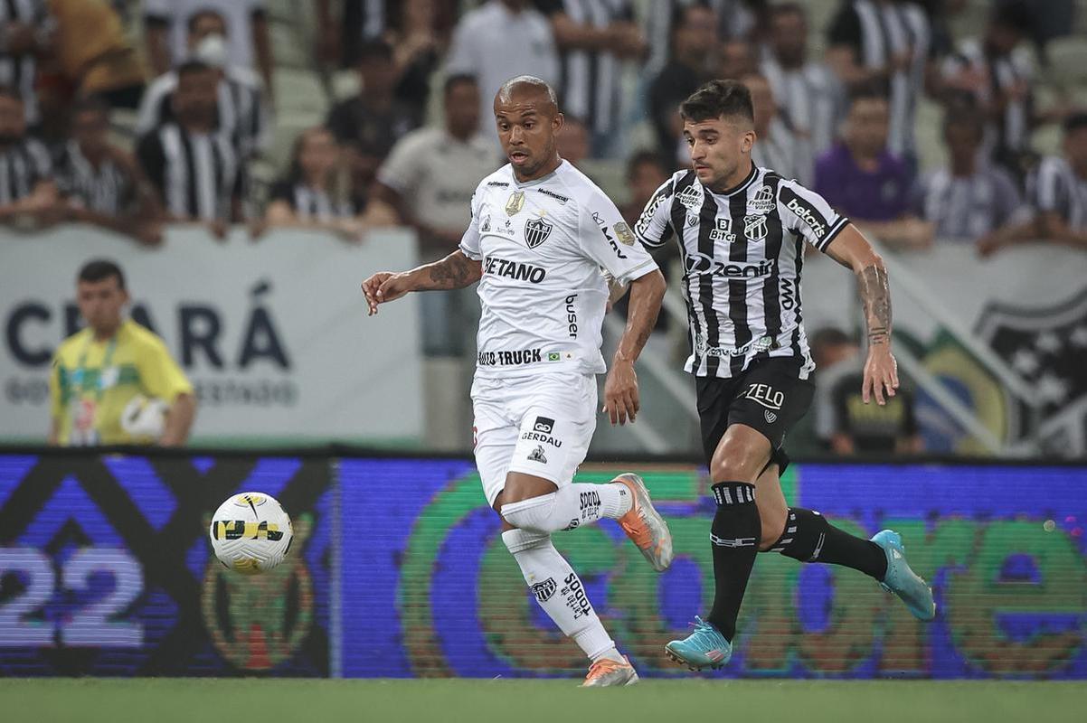 O Atltico visitou o Cear nesta quarta-feira (15), na Arena Castelo, em Fortaleza, pela 12 rodada do Campeonato Brasileiro. Veja as melhores imagens do confronto.