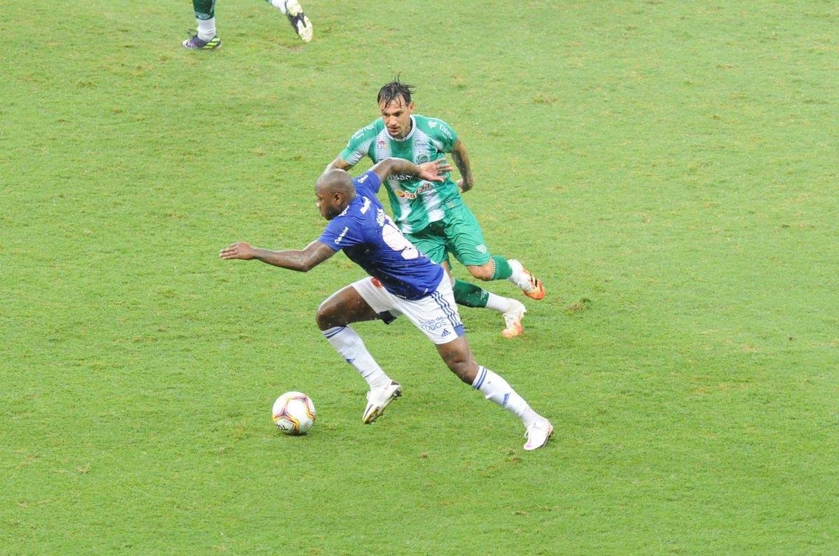 Cruzeiro x Juventude: fotos do jogo desta sexta-feira, no Mineiro, pela 16 rodada da Srie B
