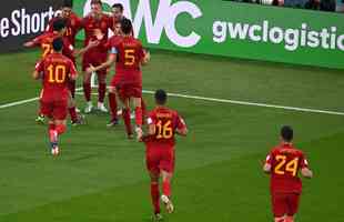 Fotos do jogo entre Espanha e Costa Rica pelo Grupo E da Copa do Mundo.