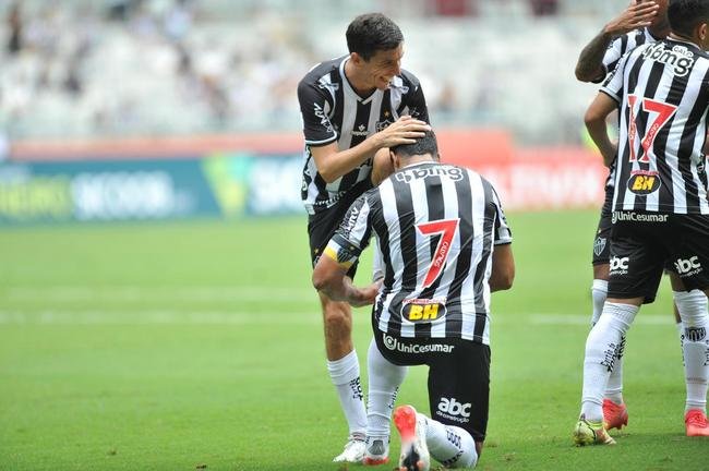 Fotos do jogo entre Atltico e Patrocinense, pelo Campeonato Mineiro
