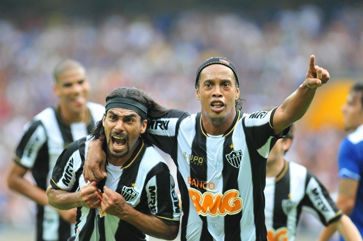 03/02/2013 - Cruzeiro 2 x 1 Atltico - Campeonato Mineiro - Arajo marcou o primeiro gol do Galo em 2013