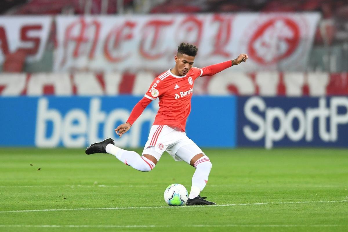 Equipes se enfrentaram neste sbado, no Beira-Rio, em Porto Alegre