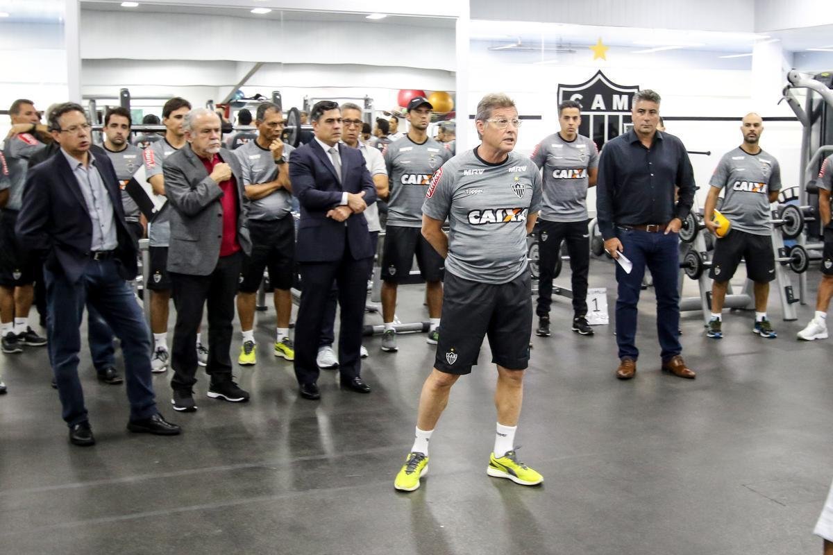 Veja fotos dos jogadores do Atltico no dia da reapresentao