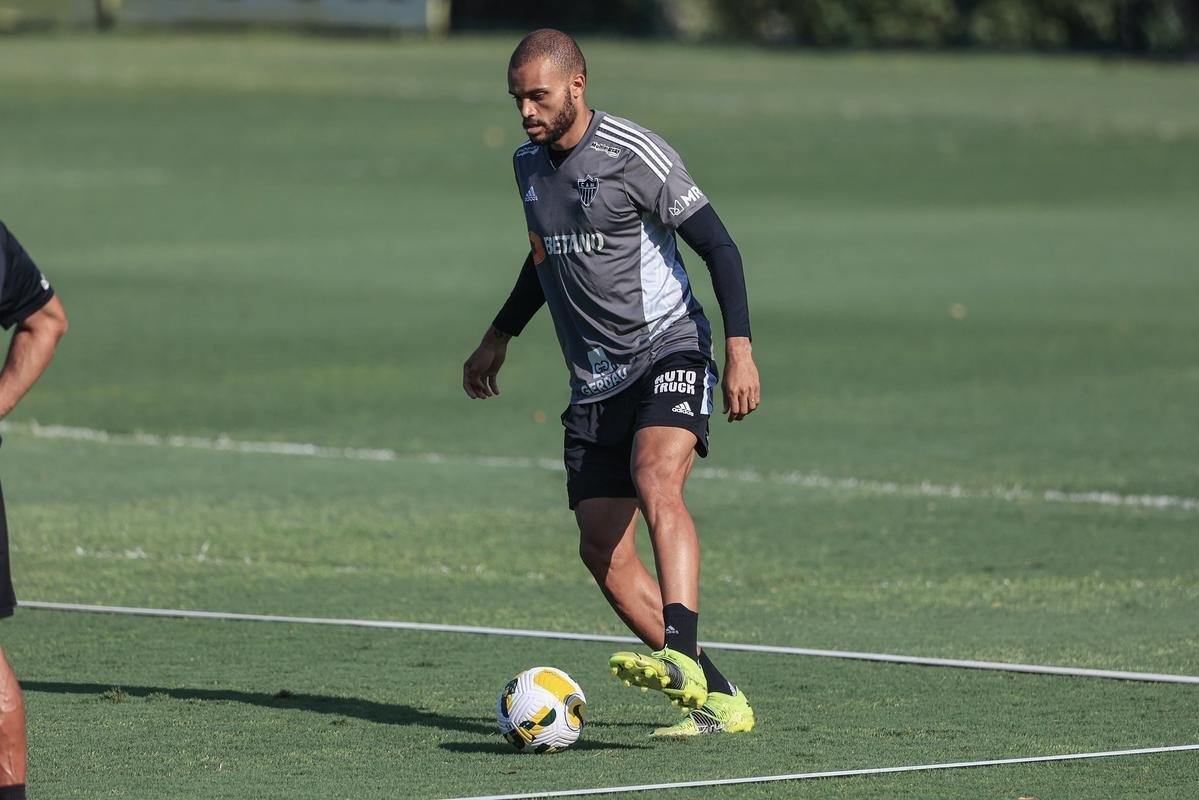 Aps o empate com o Fortaleza, elenco do Atltico treinou na Cidade do Galo, na tarde desta tera-feira (25/10).