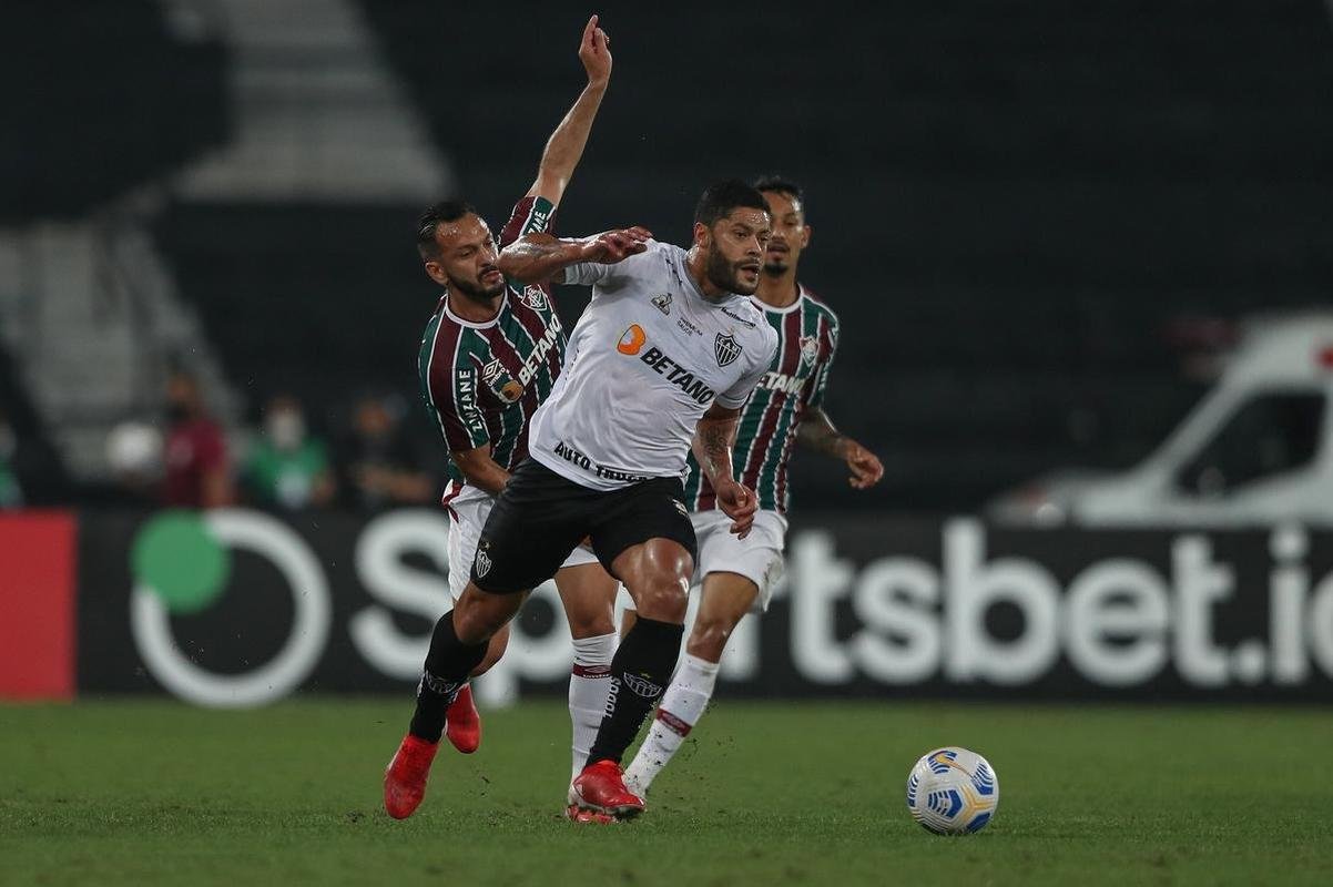 Fluminense e Atltico se enfrentaram nesta quinta-feira (26), em jogo de ida das quartas de final da Copa do Brasil