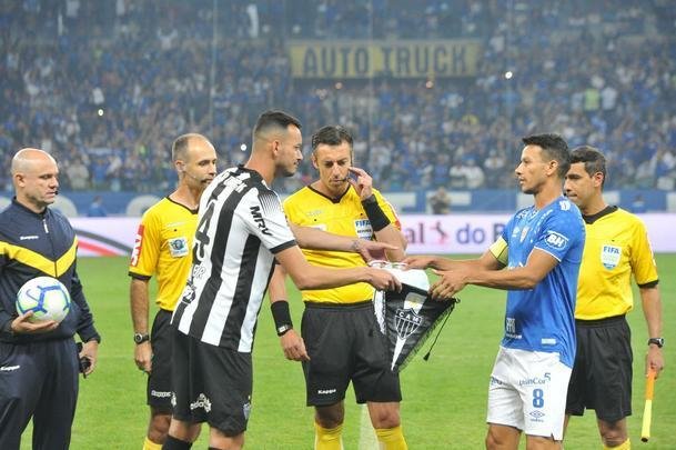 Partida de ida das quartas de final da Copa do Brasil