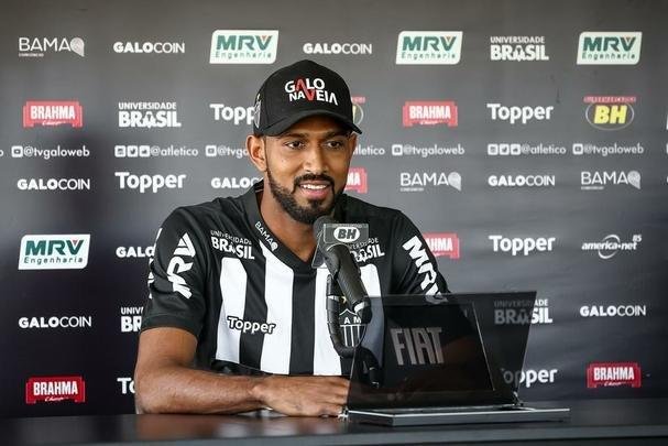 Imagens da apresentação de Maicon Bolt no Atlético