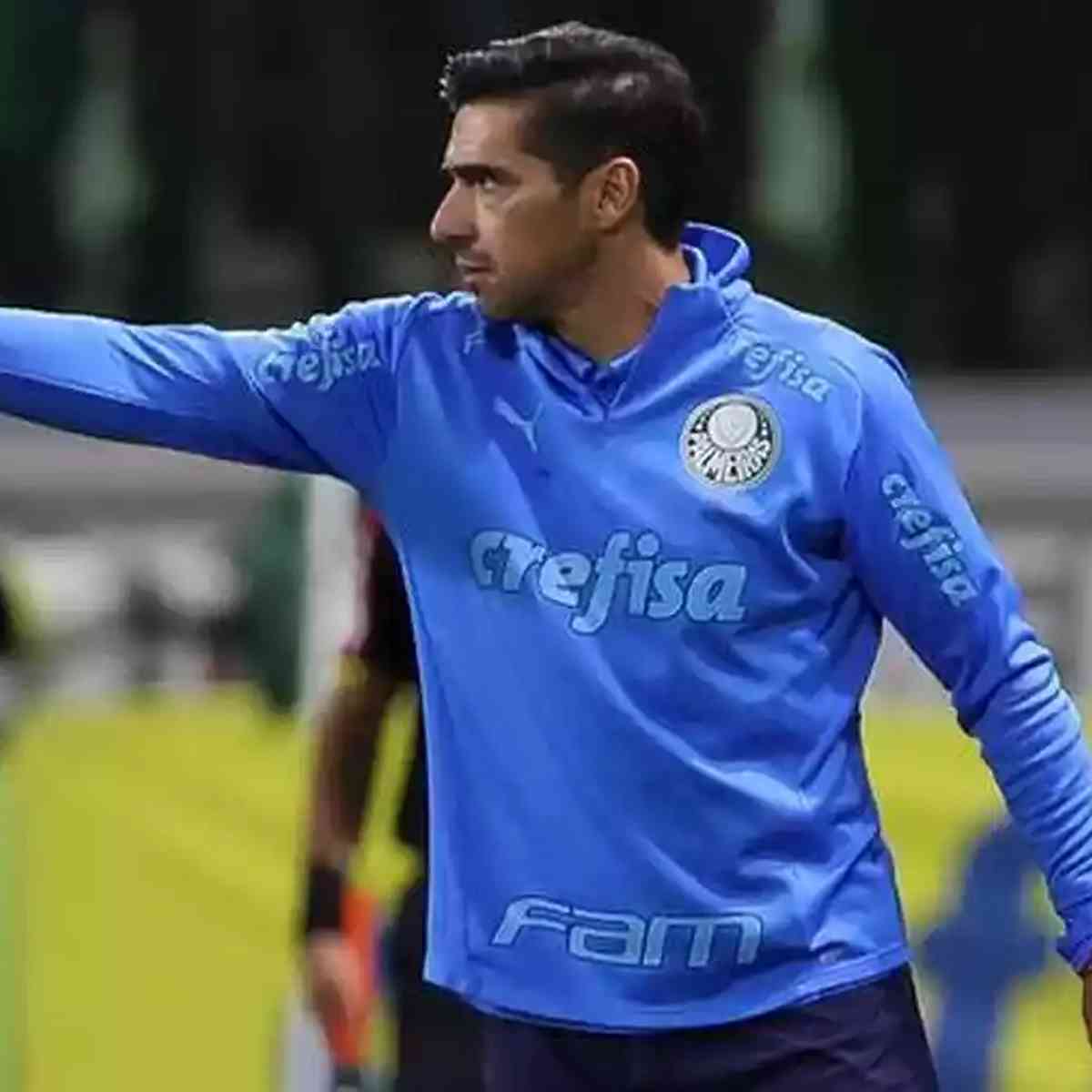 Veja ranking de jogadores com as multas rescisórias mais caras do futebol -  ISTOÉ DINHEIRO