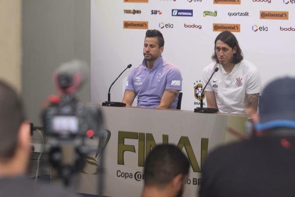 Fábio e Cássio concederam entrevista coletiva no Mineirão
