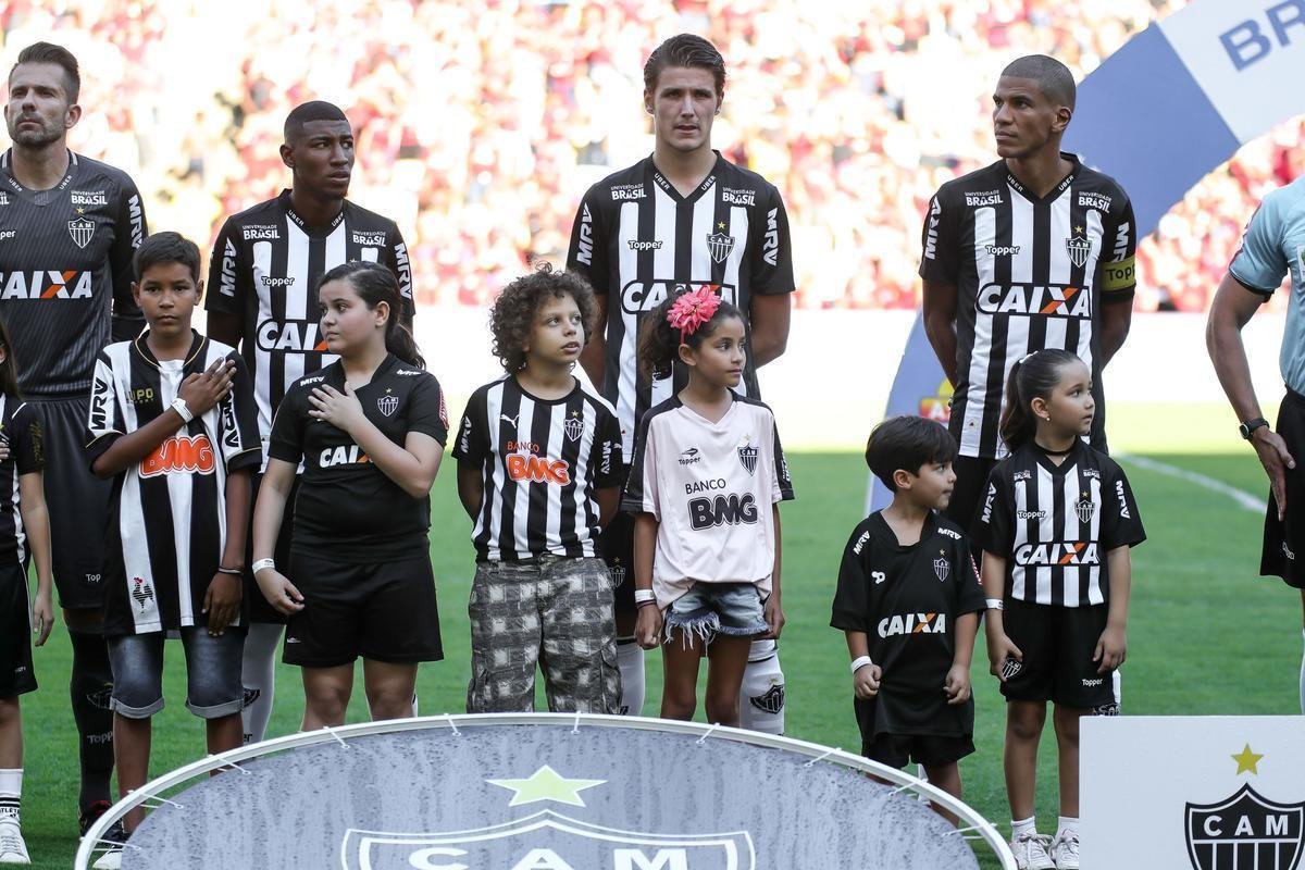 Imagens do duelo entre Flamengo e Atlético, no Maracanã, pela 26ª rodada do Brasileiro