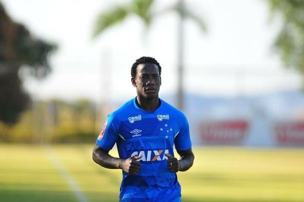 Fotos do treino do Cruzeiro desta sexta-feira (30/6), na Toca da Raposa II (Alexandre Guzanshe/EM D.A Press)