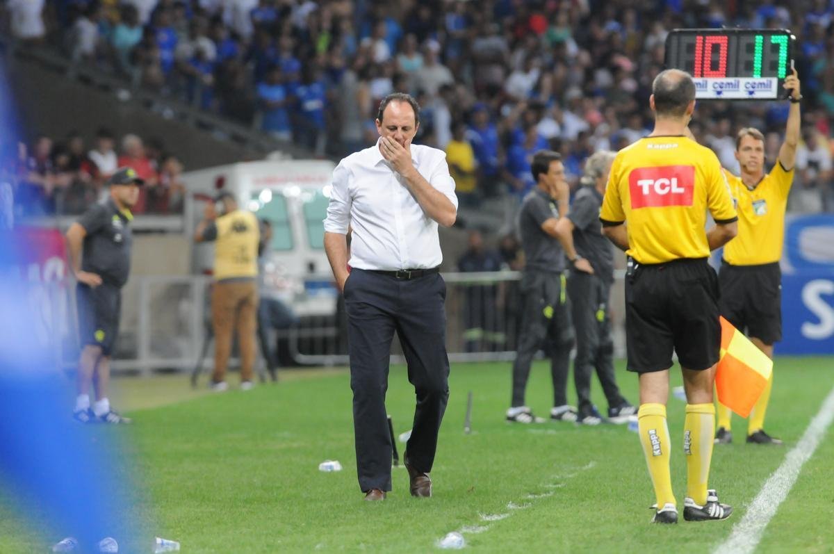 Cruzeiro e Flamengo se enfrentaram pela 20 rodada do Campeonato Brasileiro