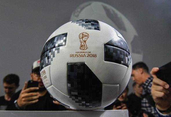 Com presença de Messi, Adidas e Fifa lançaram a bola oficial da Copa da Rússia: a Telstar