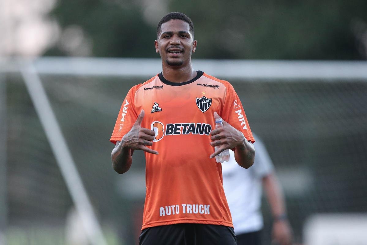 Com novo uniforme de treino, Atlético fechou nesta sexta-feira sua preparação para enfrentar o Athletic, às 19h deste sábado, no Independência, pela 11ª rodada do Campeonato Mineiro