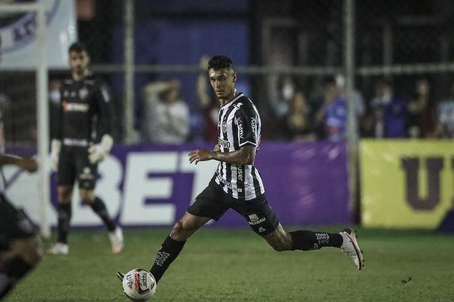 O Atltico foi at Patos de Minas para enfrentar, nesta quarta-feira (9), a URT. A partida, vlida pela 5 rodada do Campeonato Mineiro, foi realizada no Estdio Zama Maciel.