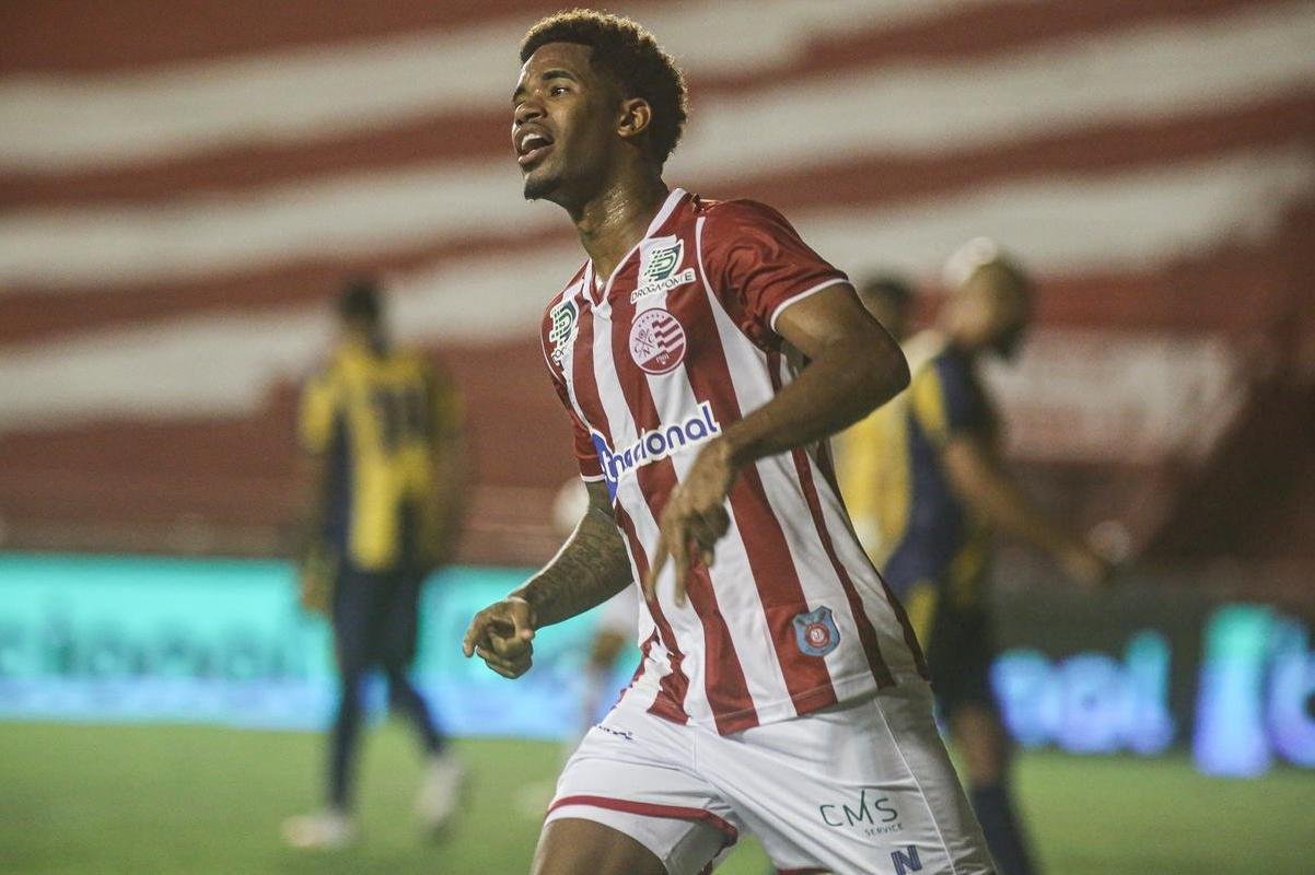 Nutico: 6 jogos, 3 vitrias, 1 empate e 2 derrotas - 55,6% de aproveitamento dos pontos disputados. O time marcou 10 gols e sofreu 5 no Campeonato Pernambucano e na Copa do Nordeste