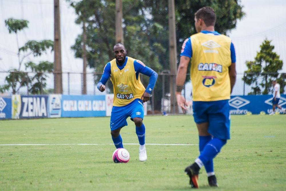 A manh de domingo foi de trabalho intenso na Toca da Raposa II