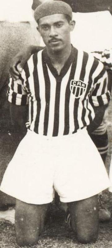 24 - Paulista - 87 gols