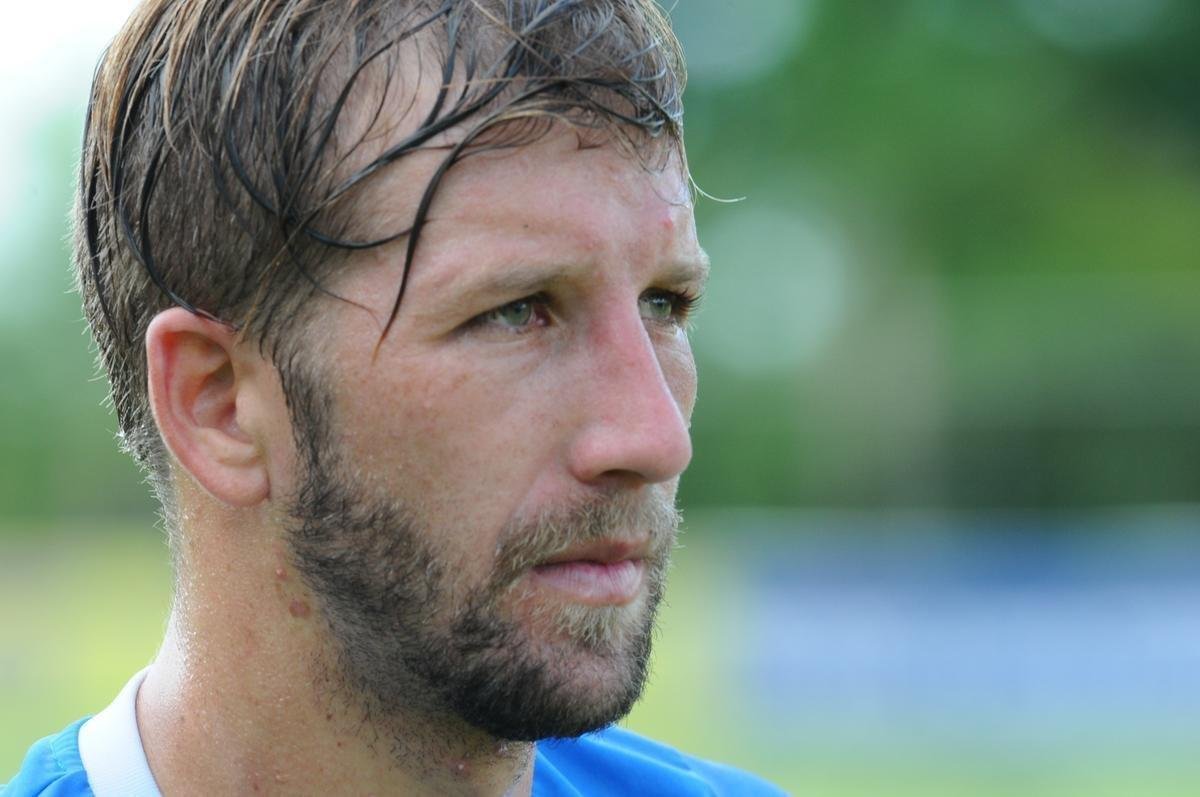 Felipe Seymour (volante) - O chileno fez apenas quatro jogos pelo Cruzeiro em 2015. No segundo semestre, foi emprestado ao Vasco, onde tambm no teve chances. Atualmente, defende a Universidad de Chile, uma das adversrias da Raposa na Copa Libertadores de 2018.