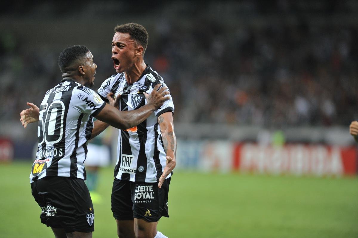 Bruninho ampliou para 2 a 0 e decretou a vitria do Atltico sobre o Gois