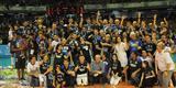 Imagens da premiao, da festa do time e da torcida cruzeirense no Mineirinho com o tri da Superliga