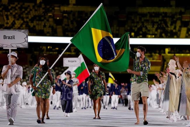 Entrada do Time Brasil na cerimnia de abertura dos Jogos de Tquio, no Estadio Olmpico