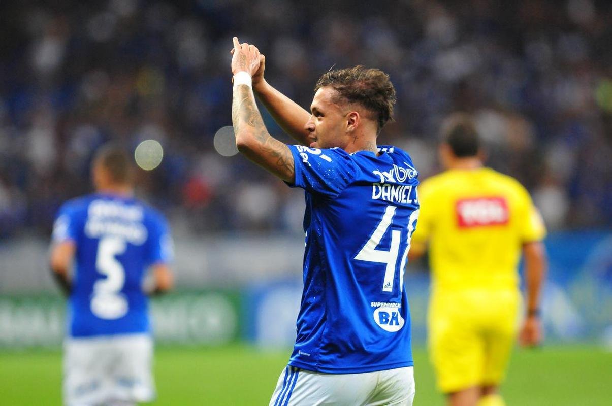 Fotos do jogo entre Cruzeiro e Tombense, pela 22� rodada da S�rie B