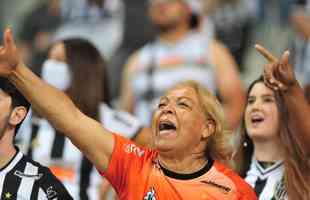 Fotos da torcida do Atltico no pr-jogo contra o Palmeiras no Mineiro