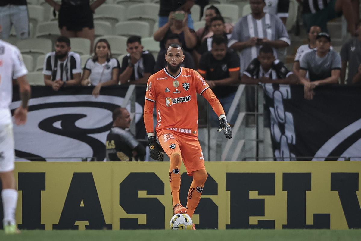 O Atltico visitou o Cear nesta quarta-feira (15), na Arena Castelo, em Fortaleza, pela 12 rodada do Campeonato Brasileiro. Veja as melhores imagens do confronto.